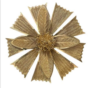 Large Vintage gold filagree flower brooch