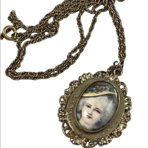 Vintage Coro Pegasus gold finish glass lady cameo pendant necklace