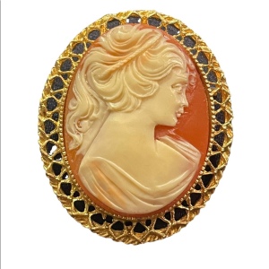 Vintage gold finish large resin cameo brooch