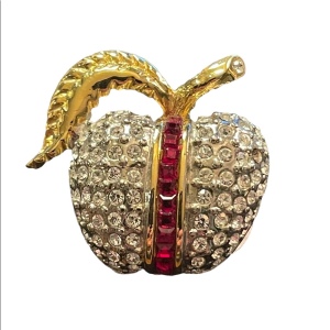 Vintage gold finish Butler Crystal Apple brooch Sparkle