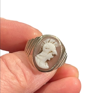 Vintage sterling silver trojan cameo ring