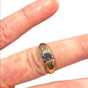 Vintage 10k gold sapphire diamond womens ring