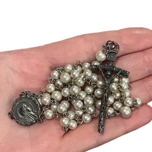 Vintage faux pearl rosary Italy silver finish Catholic religious Crucifix