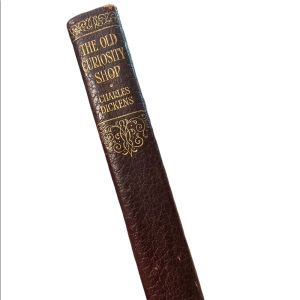 Antique UK collins 1920 Red Leather The Old Curiosity Shop Charles Dickens Gold