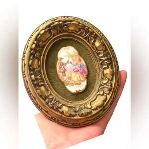 Vintage Sheres ITALY 1950s Ceramic cameo fancy picture wall hanging SM