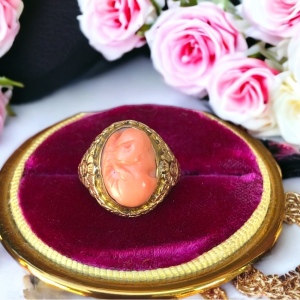 Antique Victorian 1800s 14k solid gold Coral cameo ring carved flowers etched