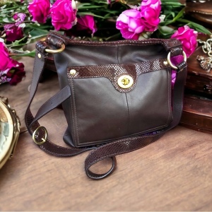 Like New Brown Coach crossbody F16533