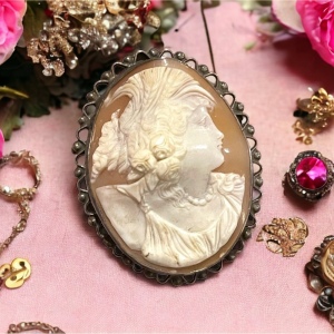 Antique Victorian Sterling high relief carved shell cameo brooch LARGE Heavy!