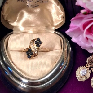 14k Gold Diamond & Sapphire ring