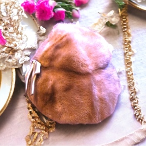 Vintage Eatons Mink hat with bow Sz Small