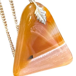 Lovely Handmade Carnelian Triangle Geometric stone Pendant necklace