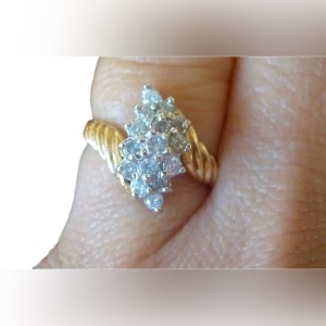 Stunning 14k Yellow Gold Cluster fancy diamond ring