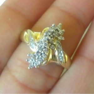 Stunning 14k Gold Diamond cluster fancy dinner ring