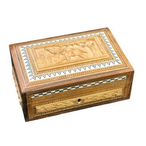 Vintage handmade pearl inlay box carved wood elephant design locking lined