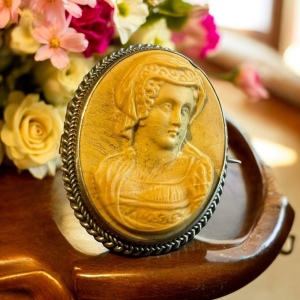 Antique silver Italy hand carved high relief Volcanic lava cameo lovely lady