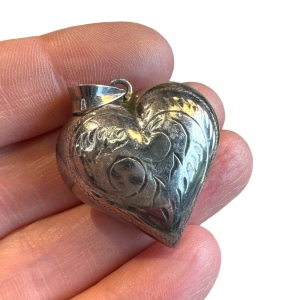 Vintage etched puffed heart pendant sterling silver 925