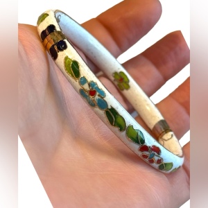 Vintage Cloissone bangle White enamel flowers