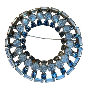 Large stunnimg blue and clear crystal round brooch MCM