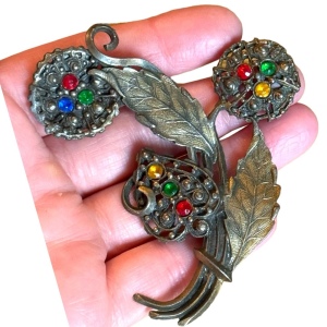 Large antique colorful crystal rhinestone antiqued aged brassy floral brooch