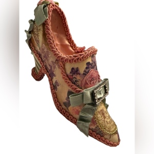 Wayne Kleski Katherines Collection retired Embellished Victorian shoe design