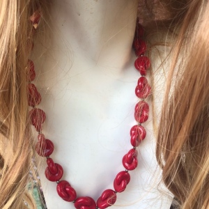 Vintage Nautical RED chunky plastic chain necklace