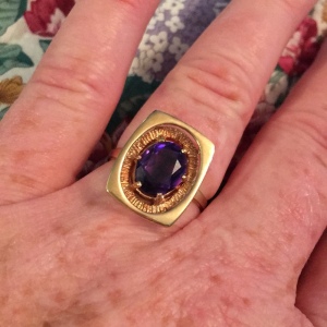 10k GOLD modernist Amethyst ring 💗