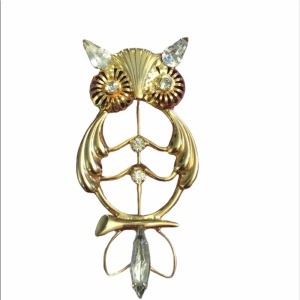 Gold tone rhinestone OWL brooch