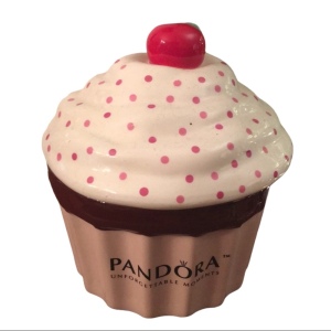 HTF Pandora Cupcake ceramic Jewelry trinket box