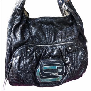 Guess Black shoulder bag Vg