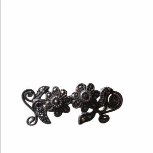 Vintage sterling silver brooch flower marcasite