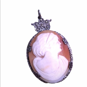 Antique sterling silver Shell Cameo Fancy