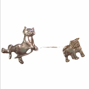 Pewter Cat & Dog sweater brooch clip 1990