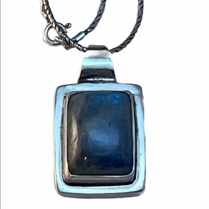 Sterling silver Labadorite pendant on rope chain