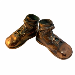 VTG C 1970s copper bronze baby shoes decor nostagia