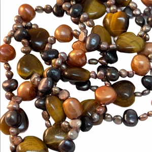 Artesian fresh pearl tiger eye heart necklace