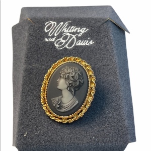 Vintage Whiting & Davis cameo brooch