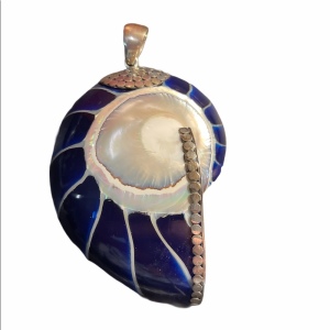 Sterling silver 925 Nautilus shell pendant Very heavy & large