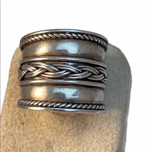 Vintage sterling silver 925 etched rope design cigar band ring