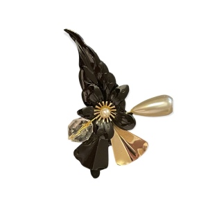 Vintage Faux pearl metal flower abstract gold blk accent brooch bar style