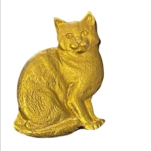 Fancy gold finish over pewter 1984 vintage Tabby cat brooch