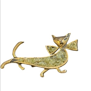 Vintsge cut jade fancy cat gold finish brooch