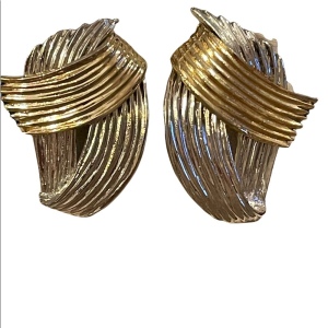 Beautiful chunky gold and silver finish high quality pierced earrings