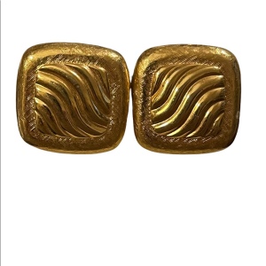 Vintage gold finish MONET clip on earrings square ornate