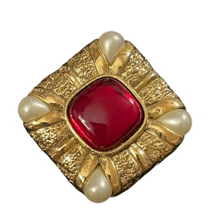 Magestic royal ruby red faux pearl gold finish ornate brooch