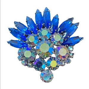 Vintage High quality “Sherman like” Blue AB Starburst brooch silver finish