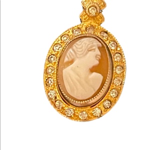 Vintage shell cameo pendant gold finish crystals