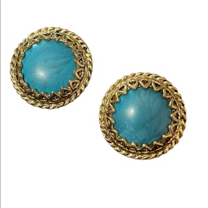 Vintage 1980s Faux turquois gold ornate chunky clip on earrings