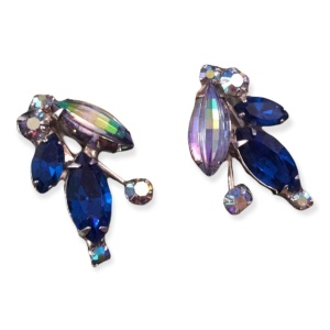 VTG Blue crystal clip on earrings