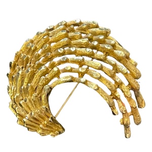 Vintage gold finish CORO fancy design brooch