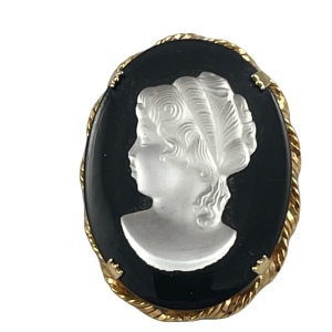 Vintage CZECH glass cameo brooch beautiful’ black silhouette